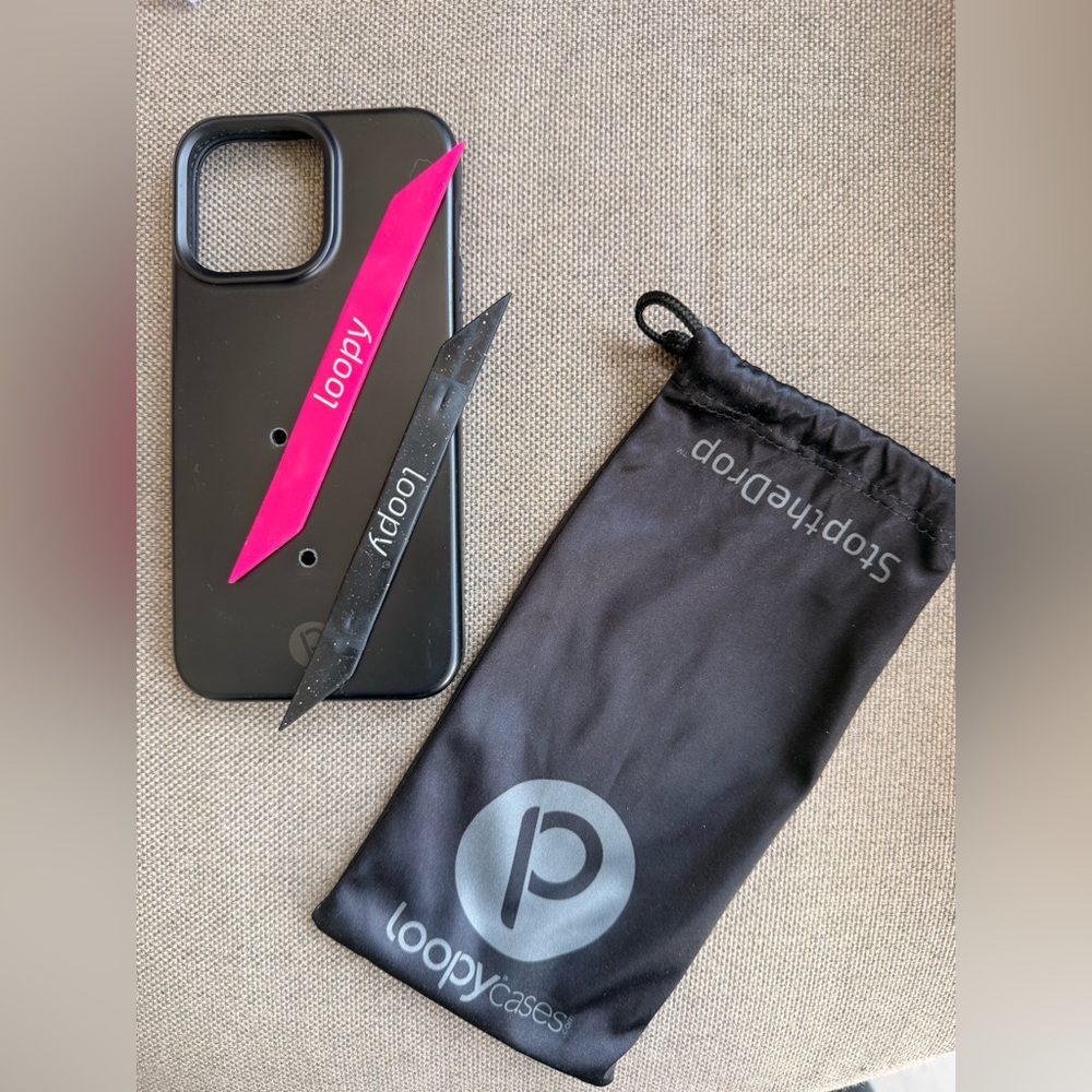 Loopy Case Black iPhone 15 Pro Max Case